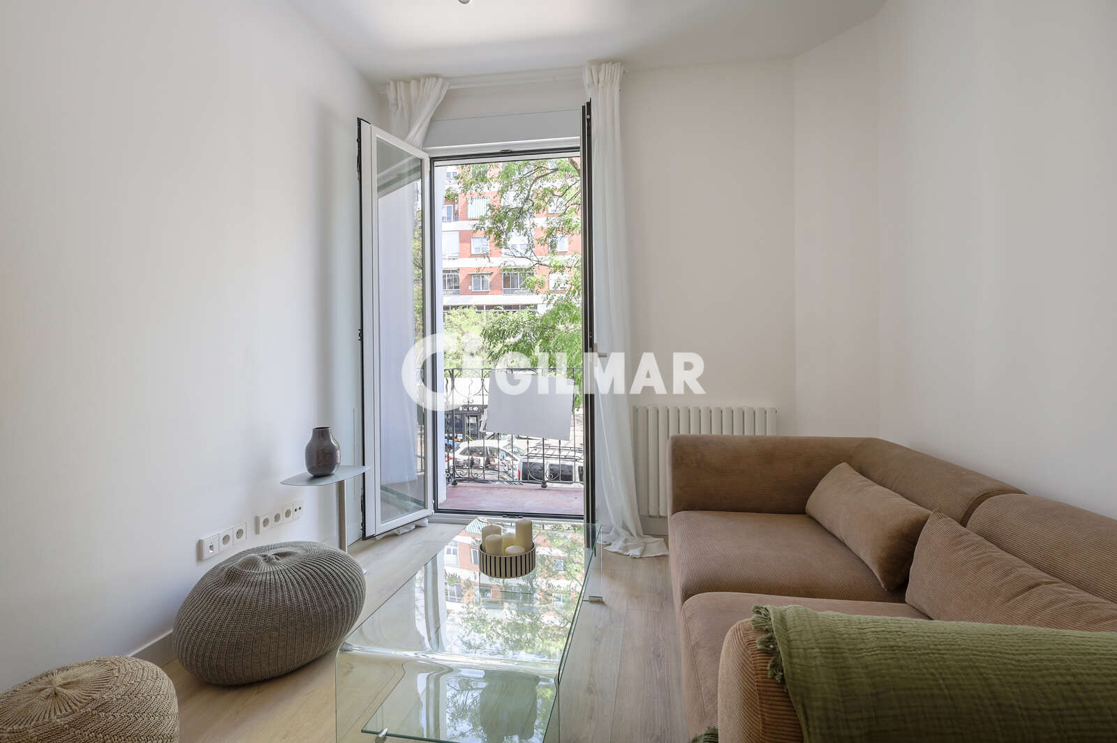 Property slider Gilmar