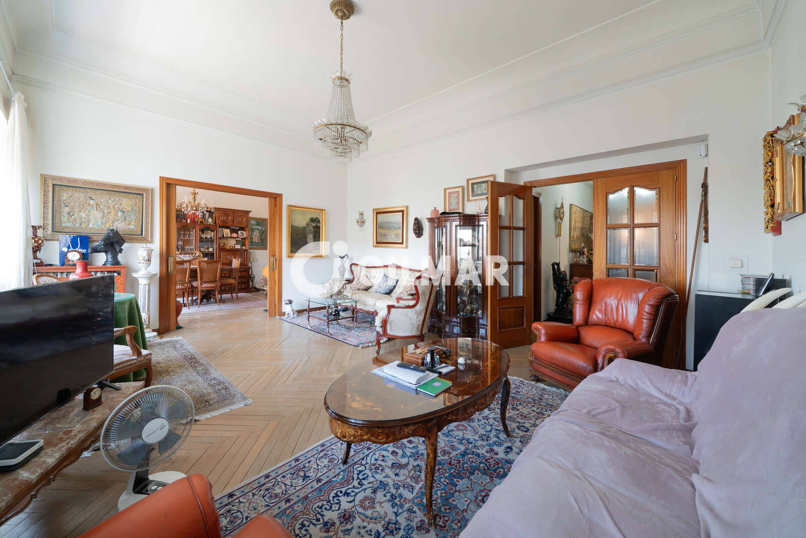 Property slider Gilmar