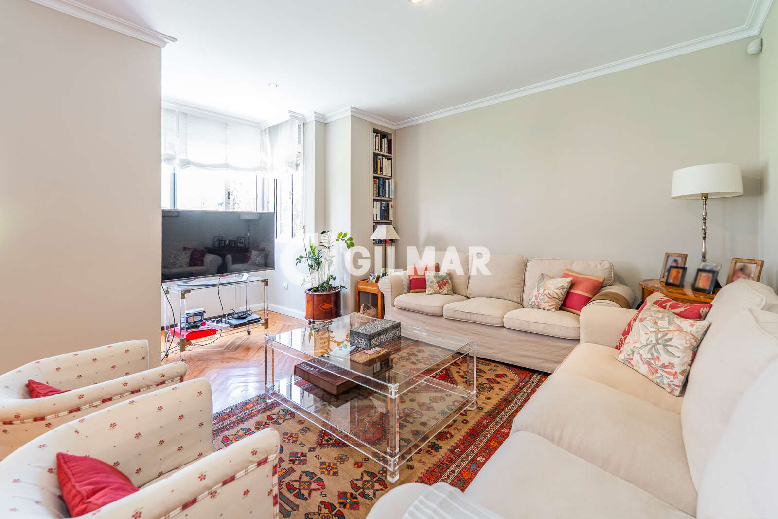 Property slider Gilmar