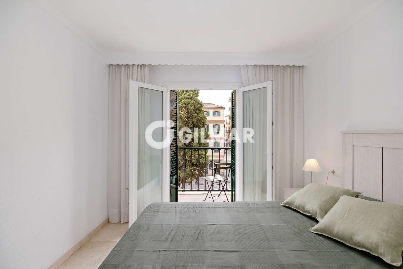 Property slider Gilmar