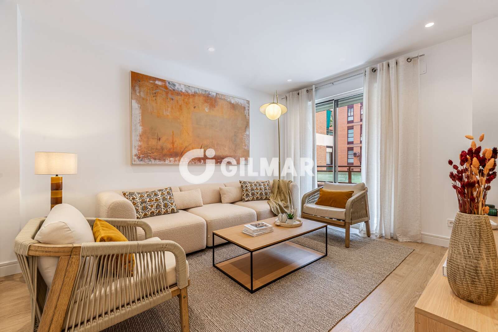 Property slider Gilmar