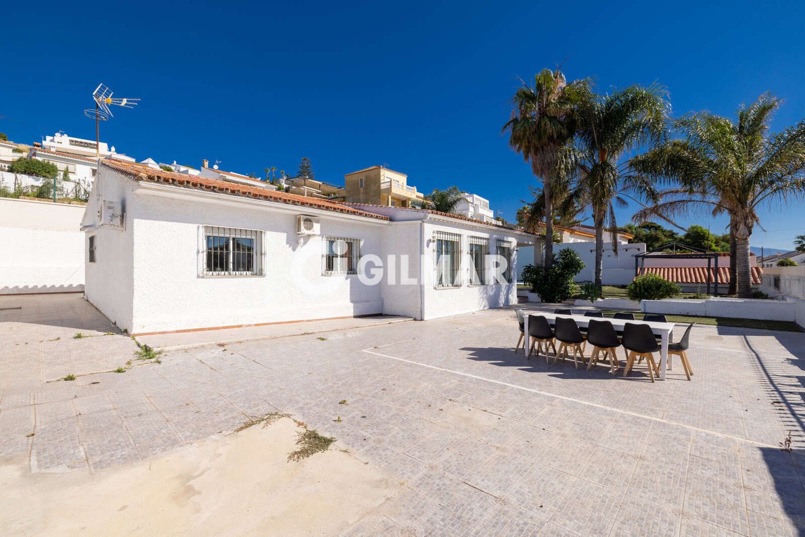 Property slider Gilmar
