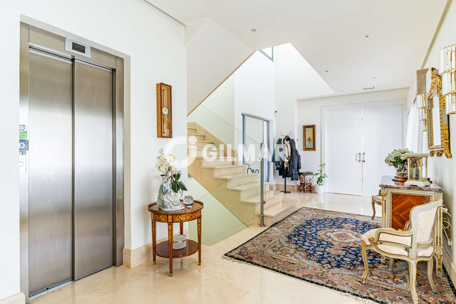 Property slider Gilmar
