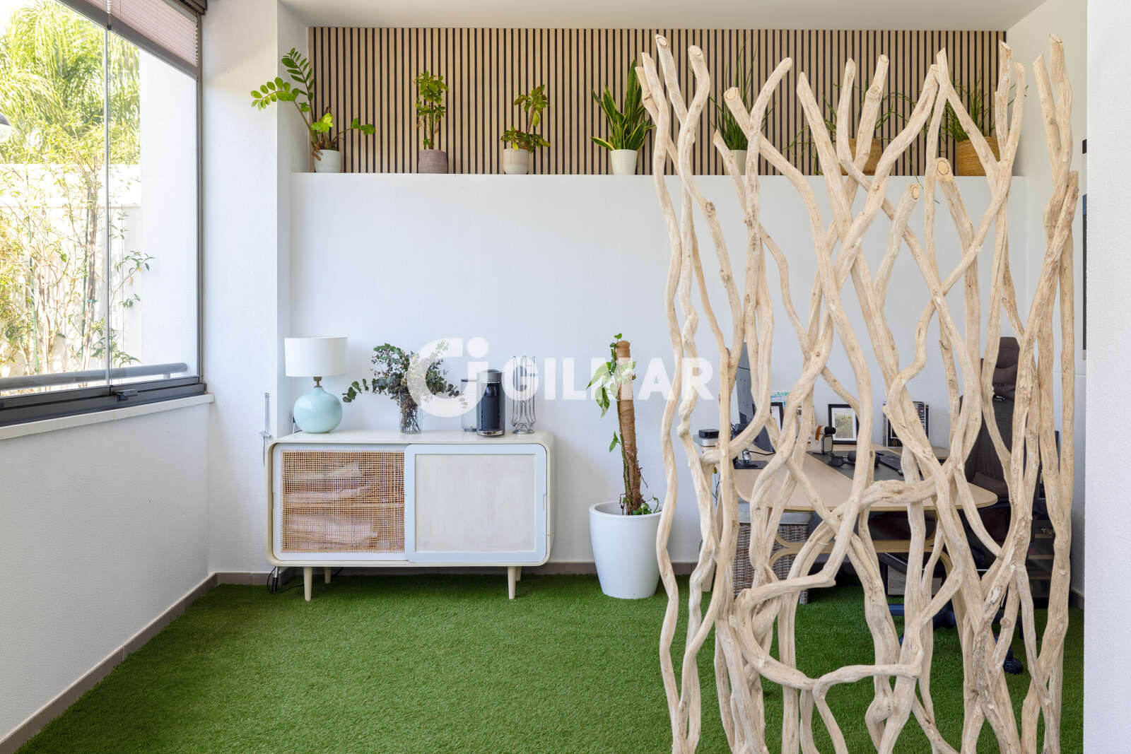 Property slider Gilmar