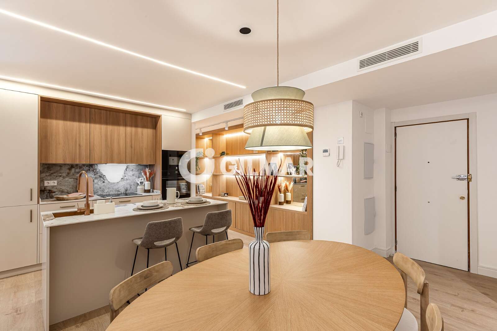 Property slider Gilmar