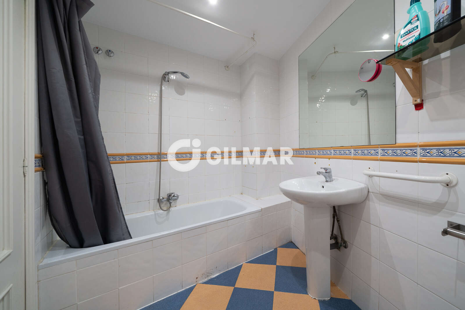 Property slider Gilmar