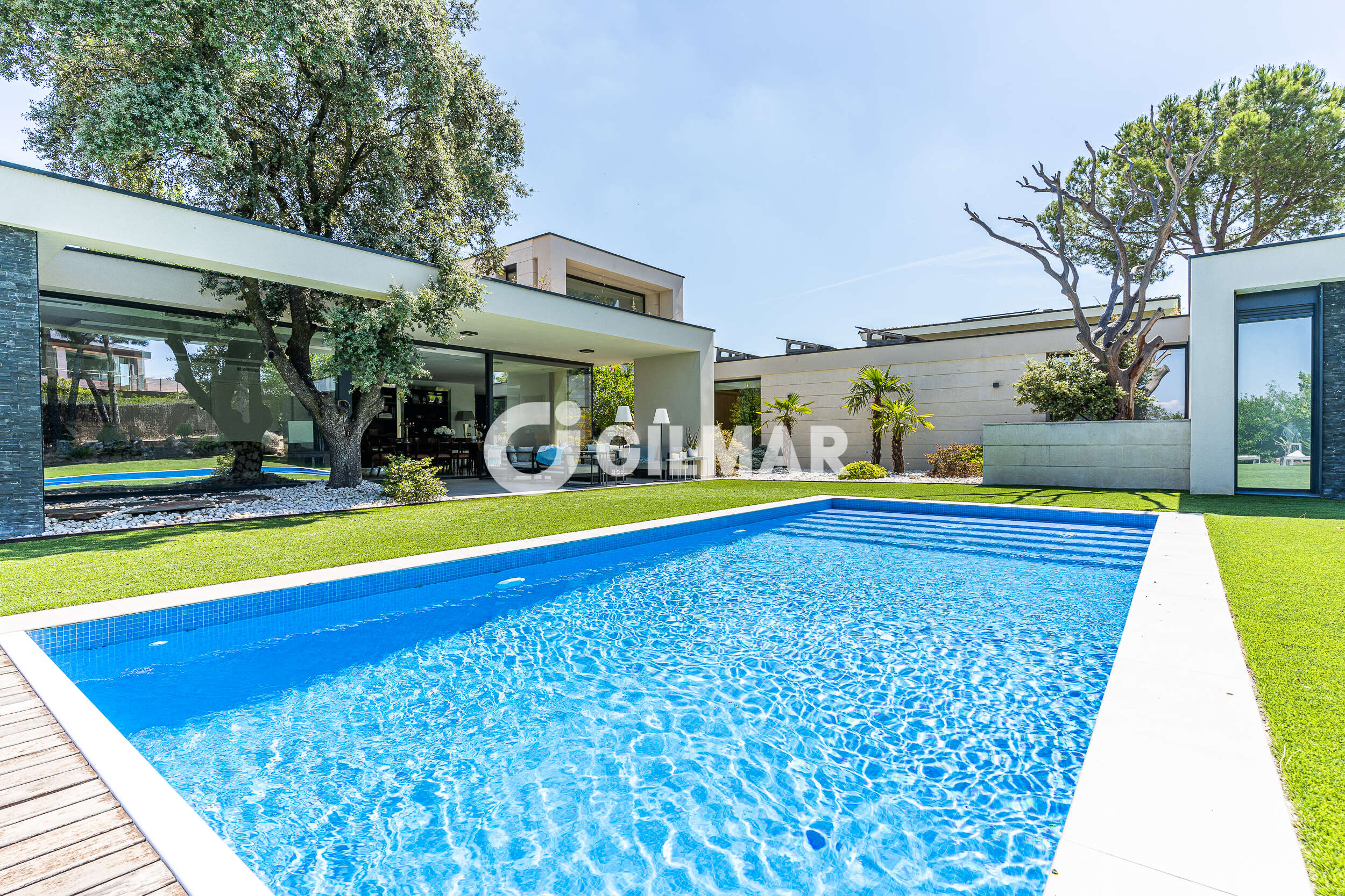 Chalet · 461 m² · 4 dorm