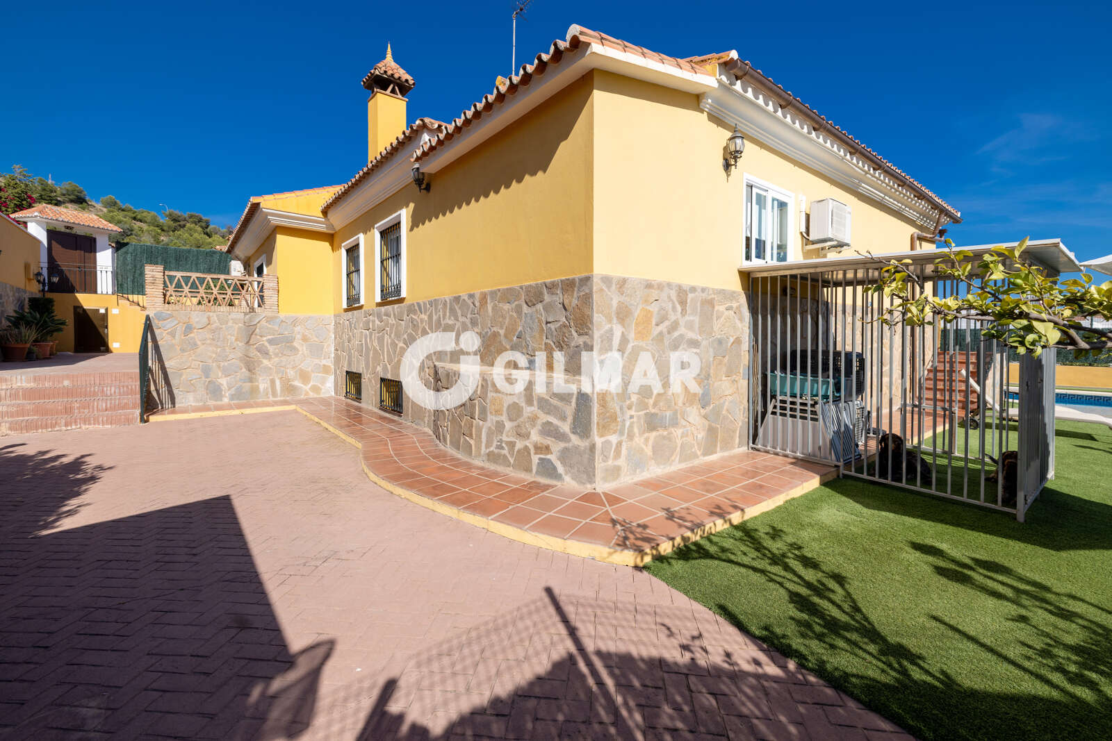 Property slider Gilmar