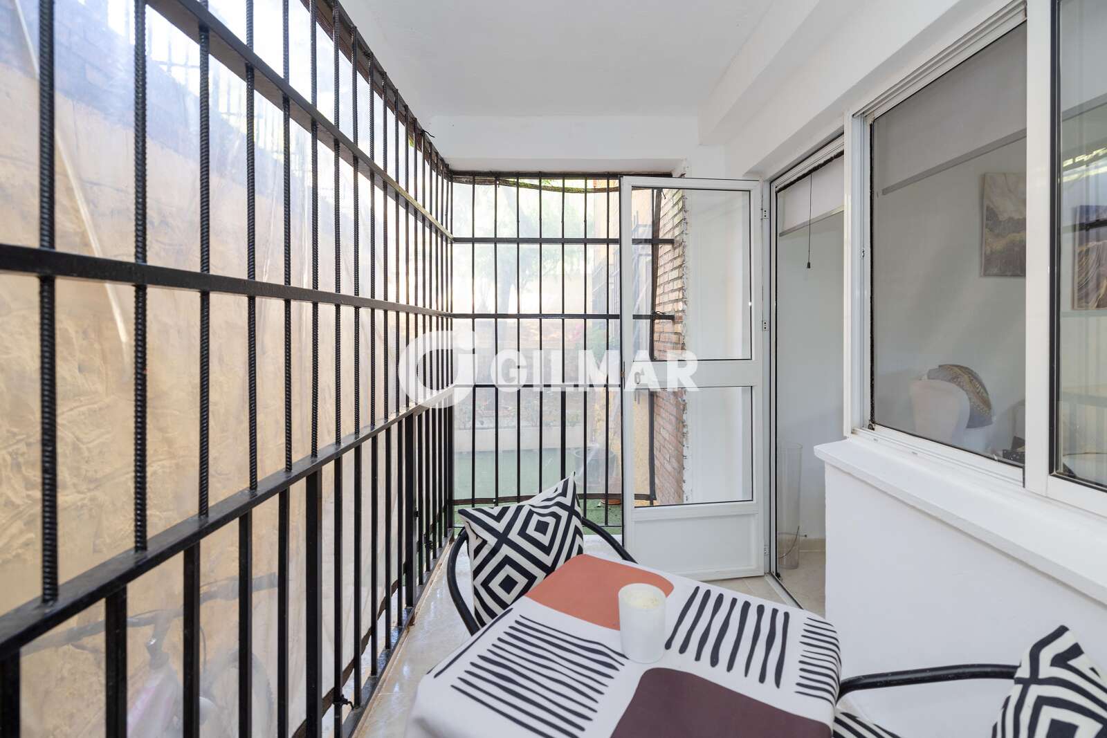 Property slider Gilmar