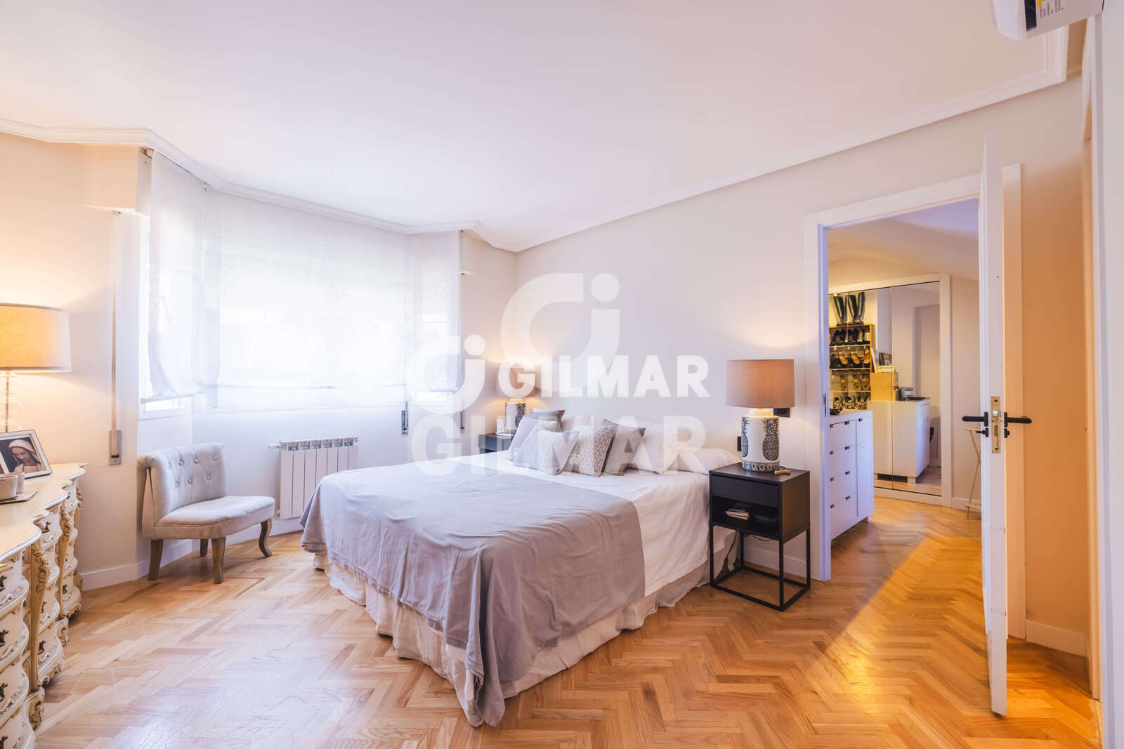 Property slider Gilmar