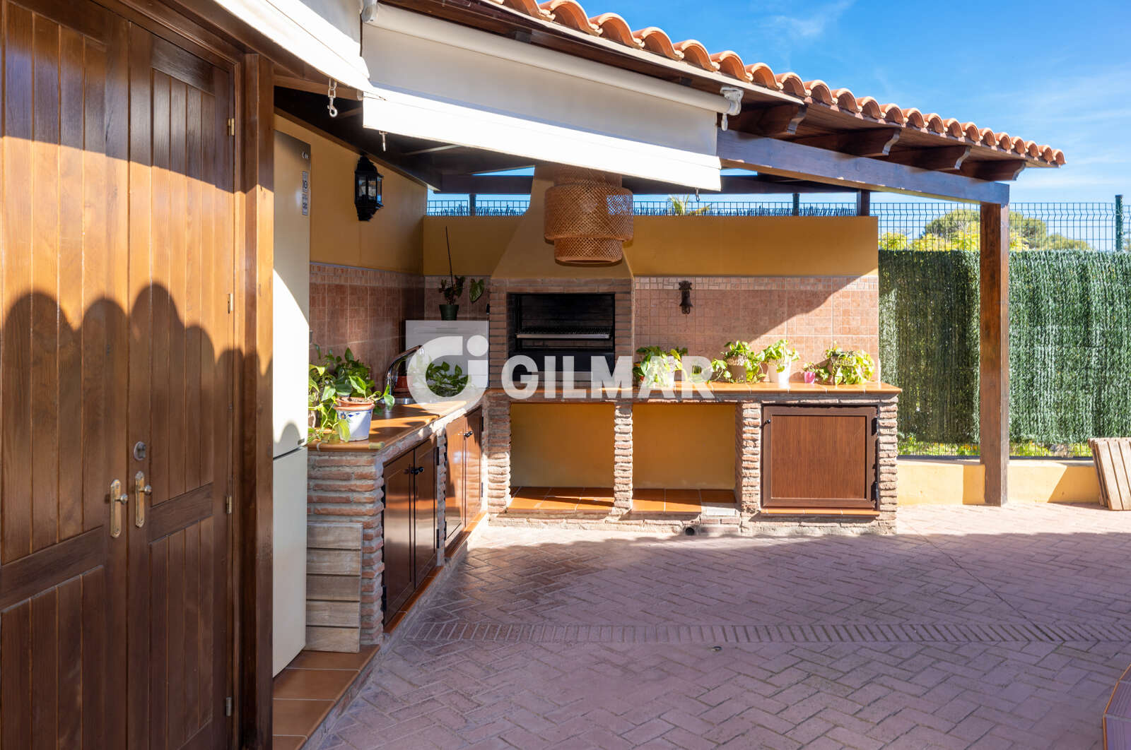 Property slider Gilmar