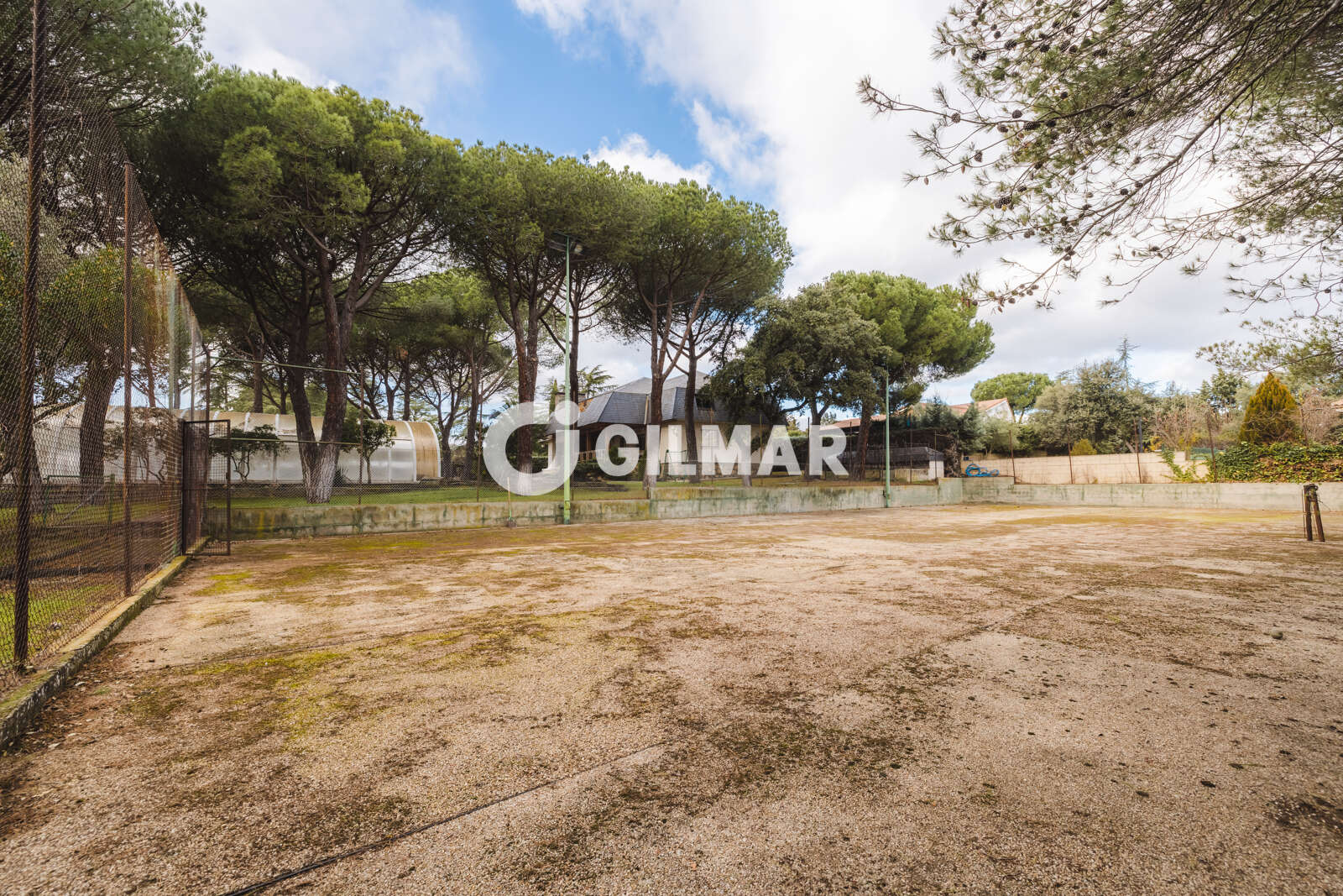 Property slider Gilmar