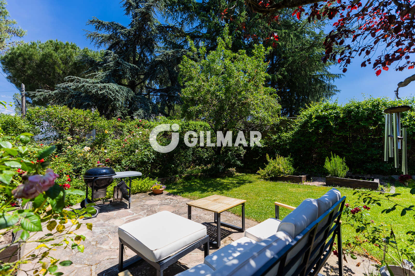Property slider Gilmar