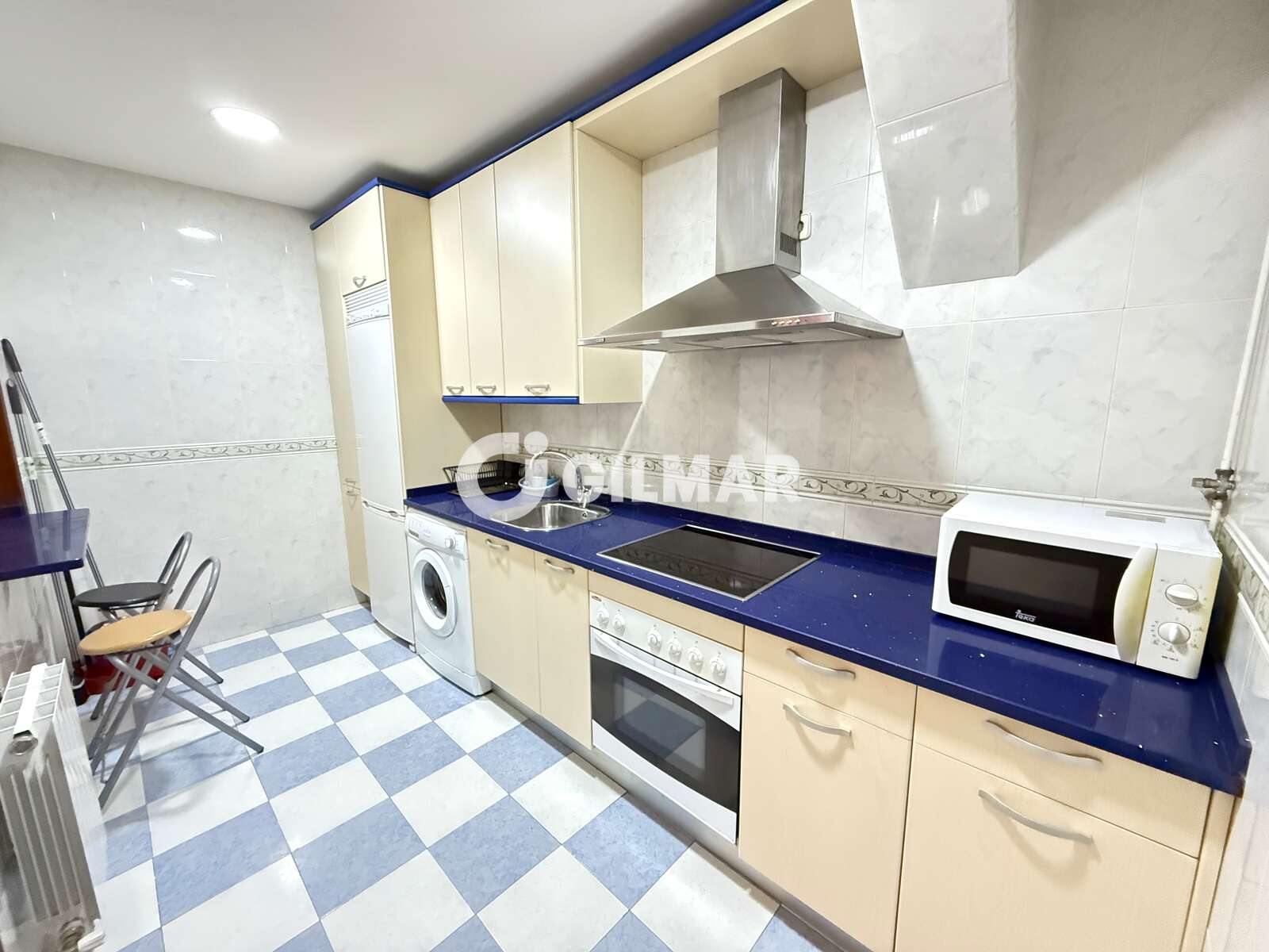 Property slider Gilmar