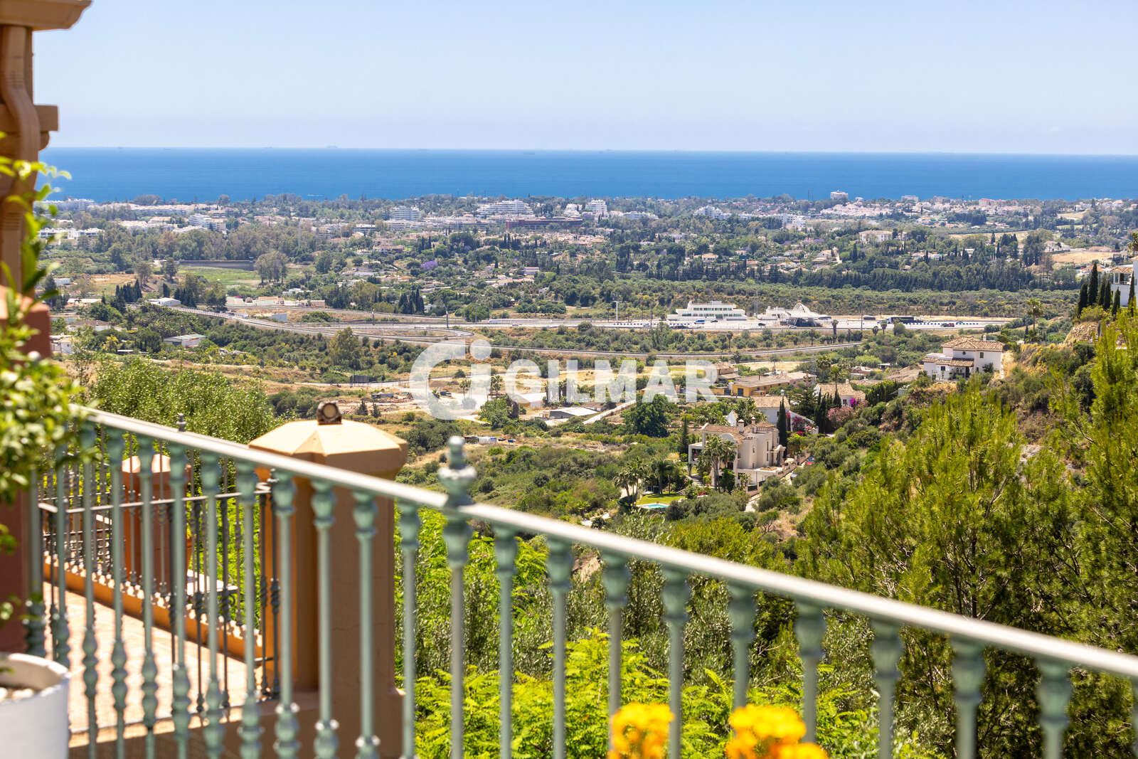 Property slider Gilmar