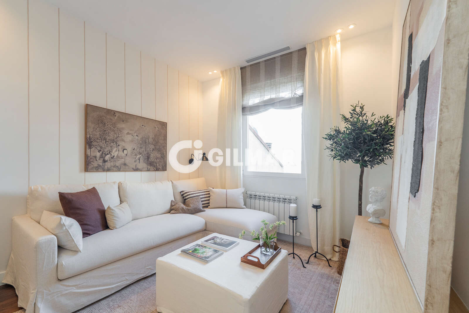 Property slider Gilmar