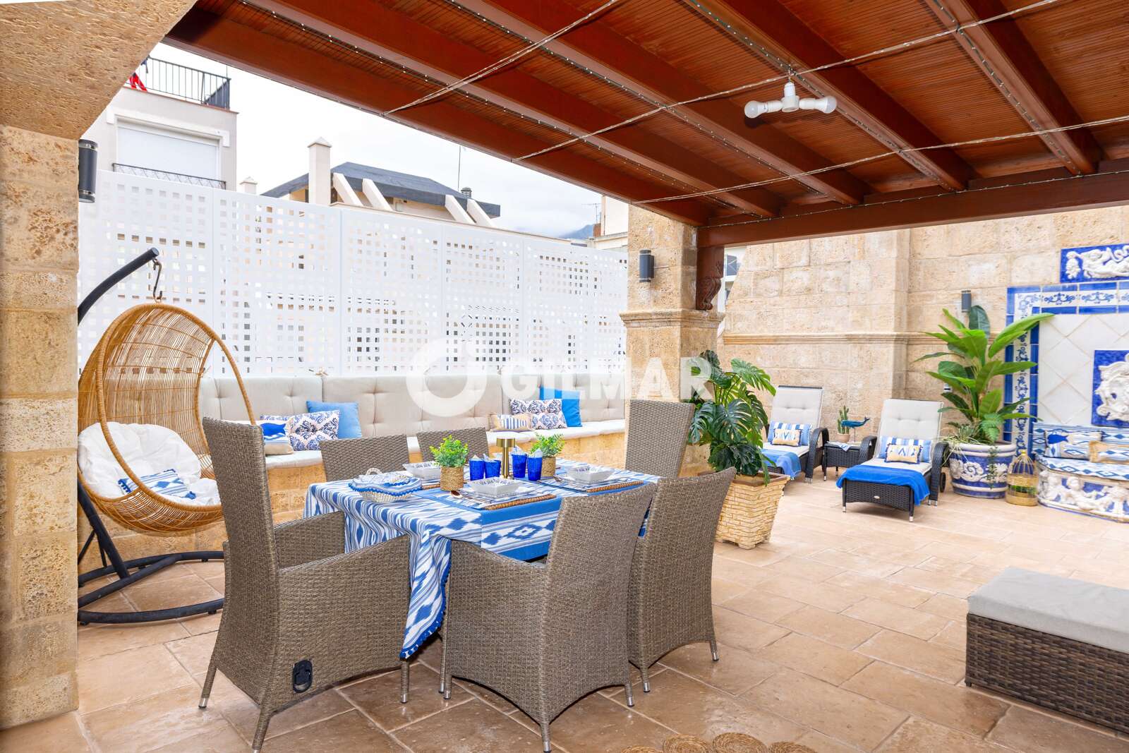 Property slider Gilmar