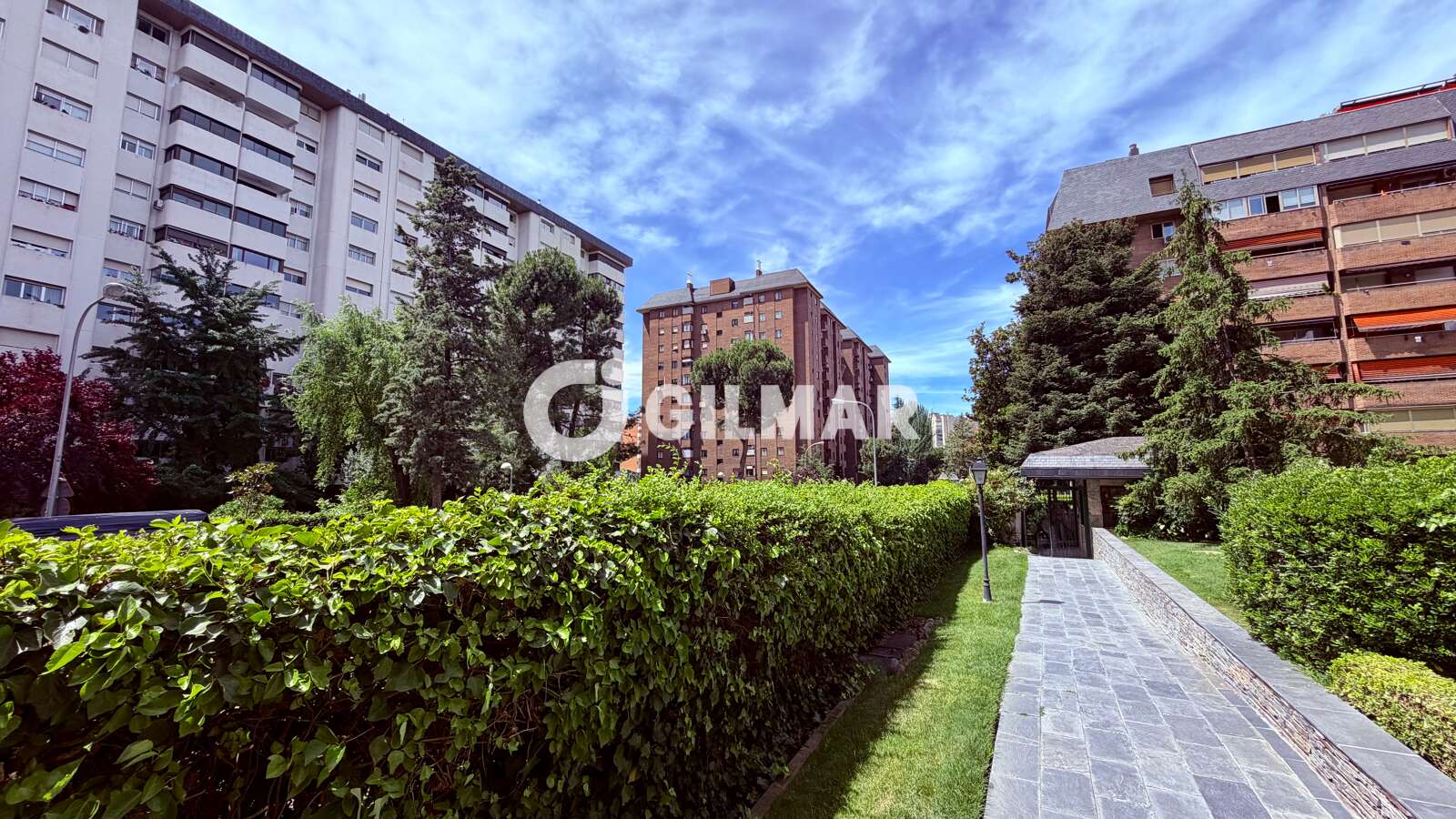Property slider Gilmar
