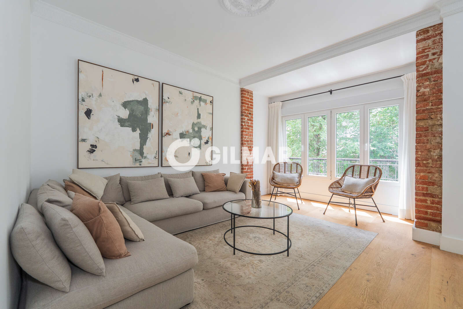 Property slider Gilmar