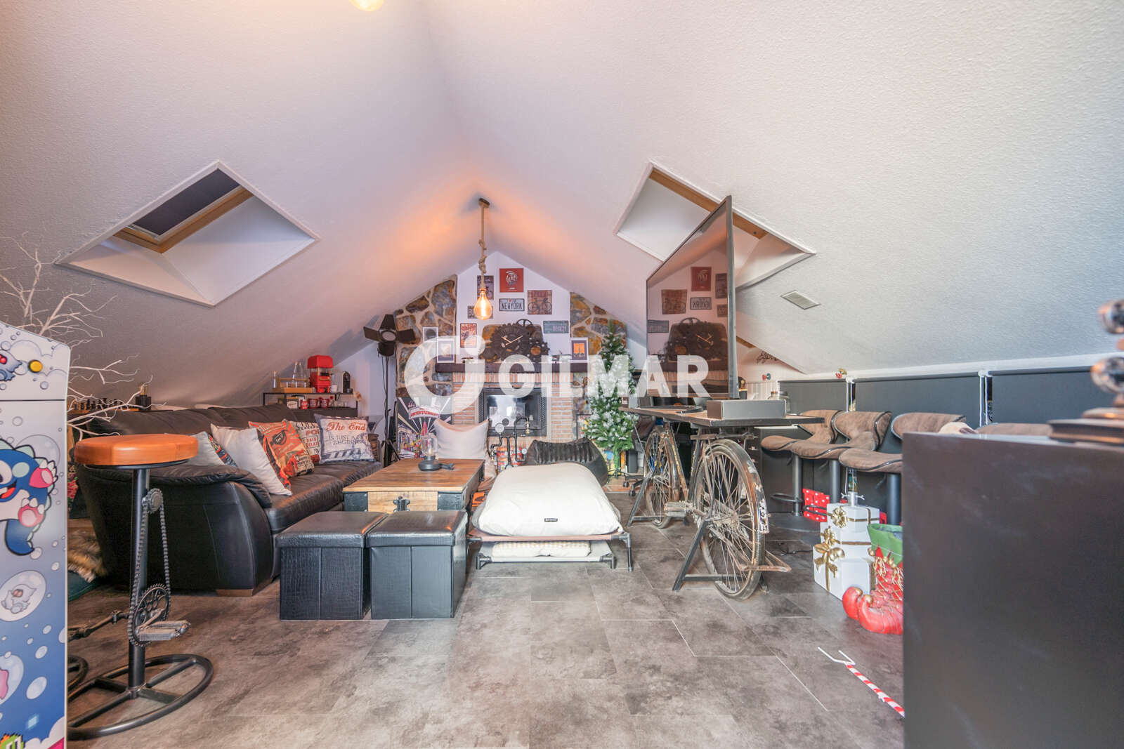 Property slider Gilmar