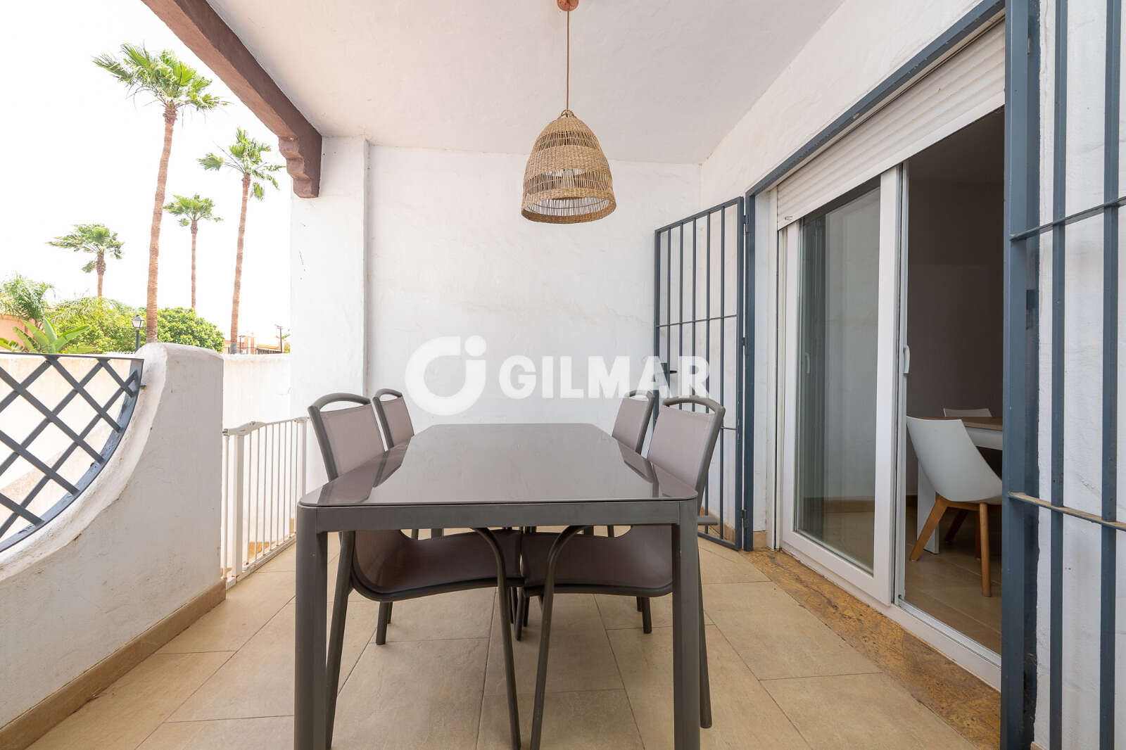 Property slider Gilmar