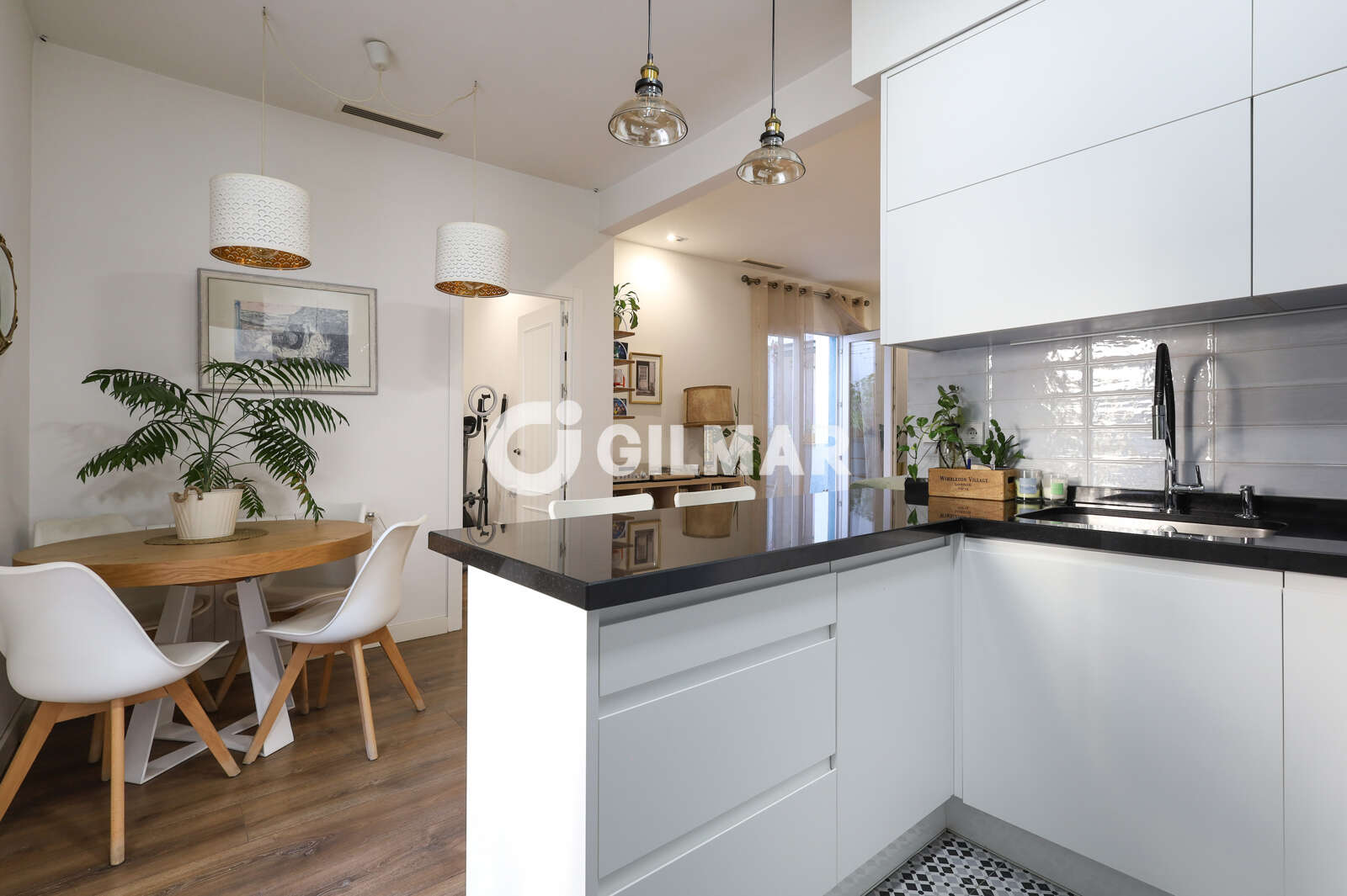 Property slider Gilmar