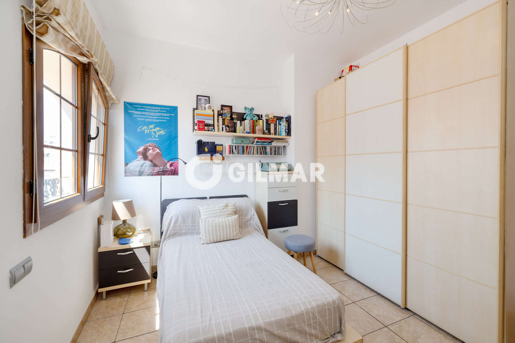 Photo of Semi-detached house