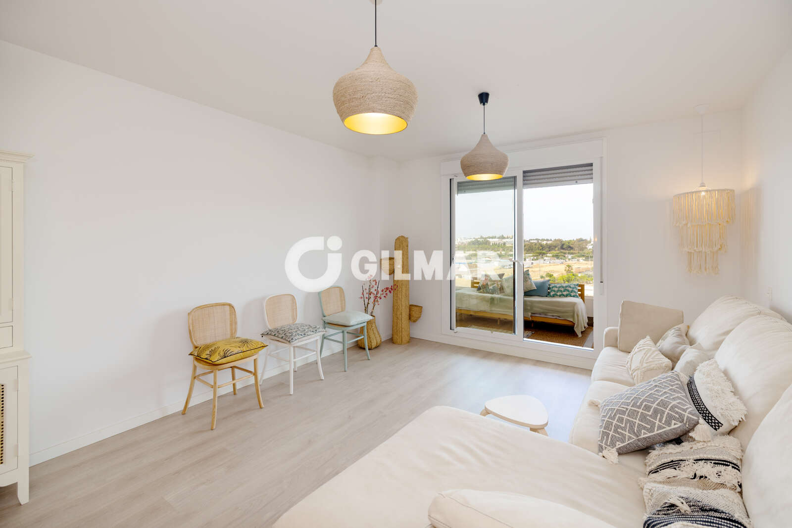 Property slider Gilmar