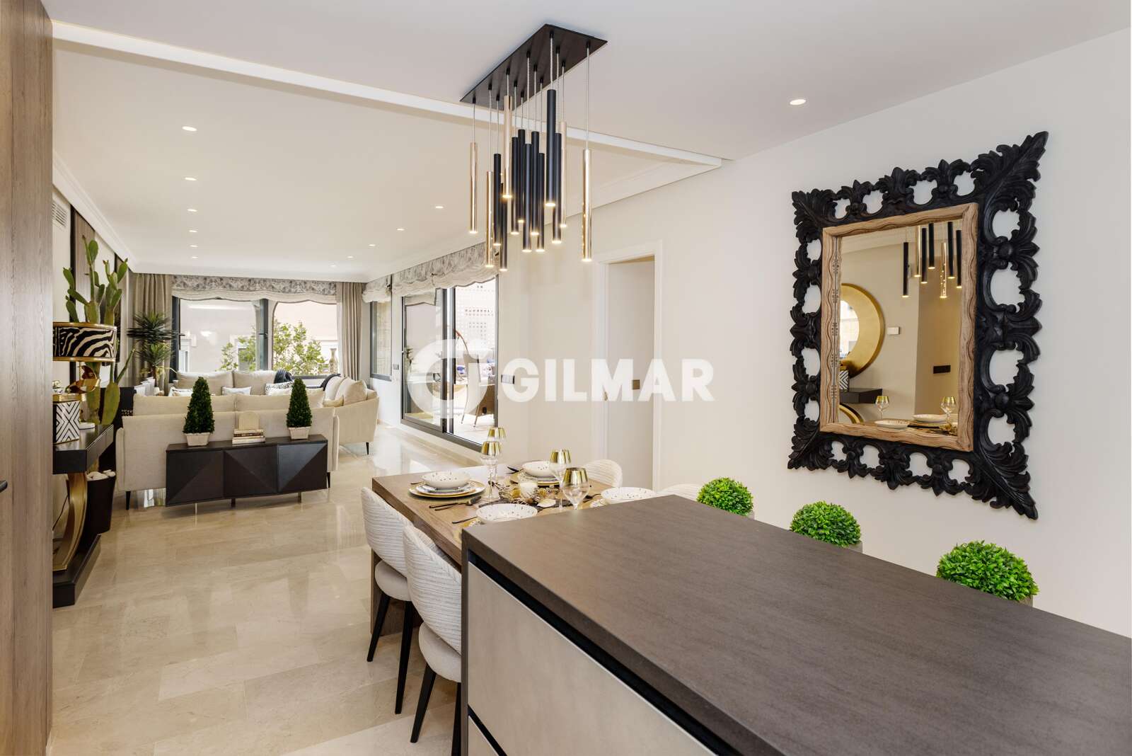 Property slider Gilmar