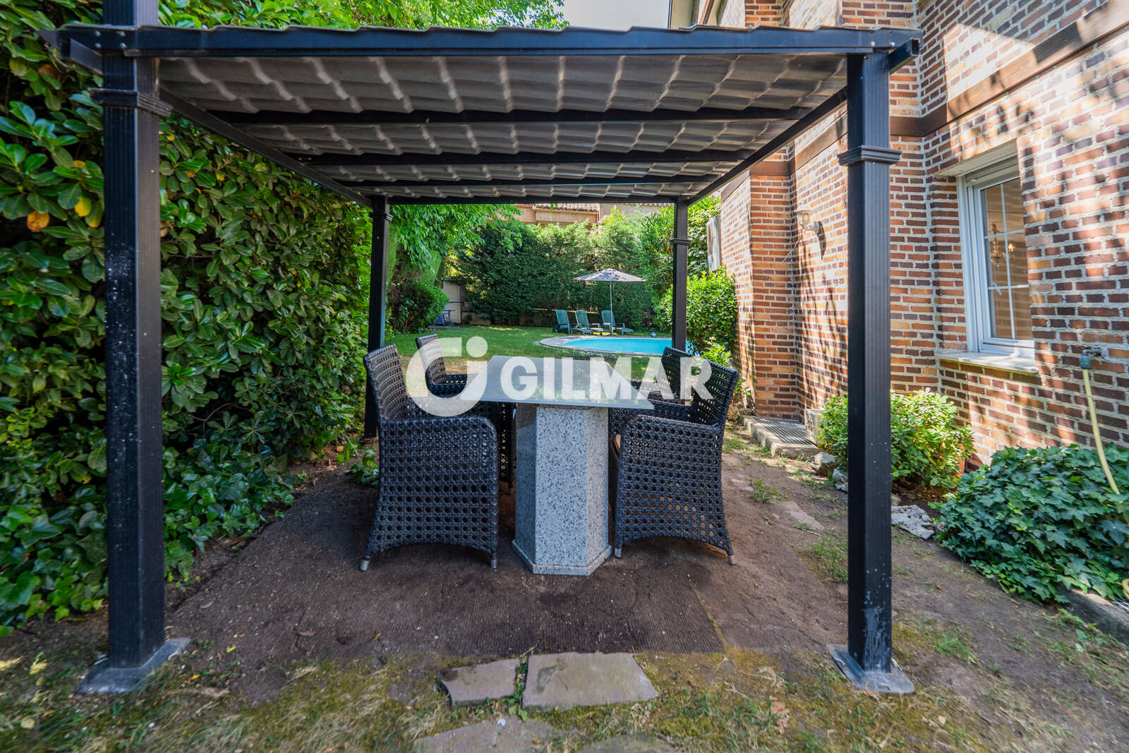 Property slider Gilmar