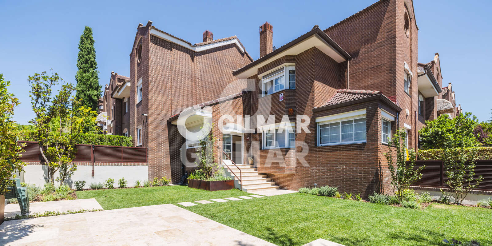 Property slider Gilmar