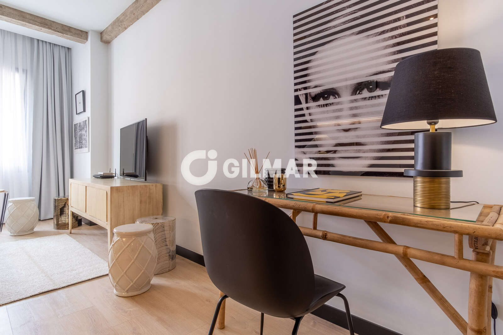 Property slider Gilmar