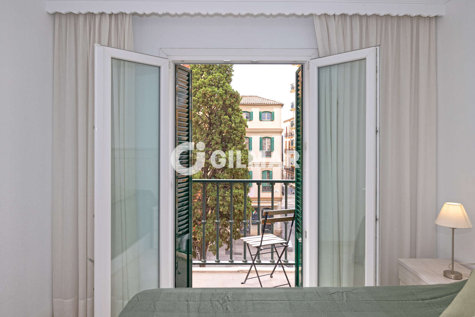 Property slider Gilmar