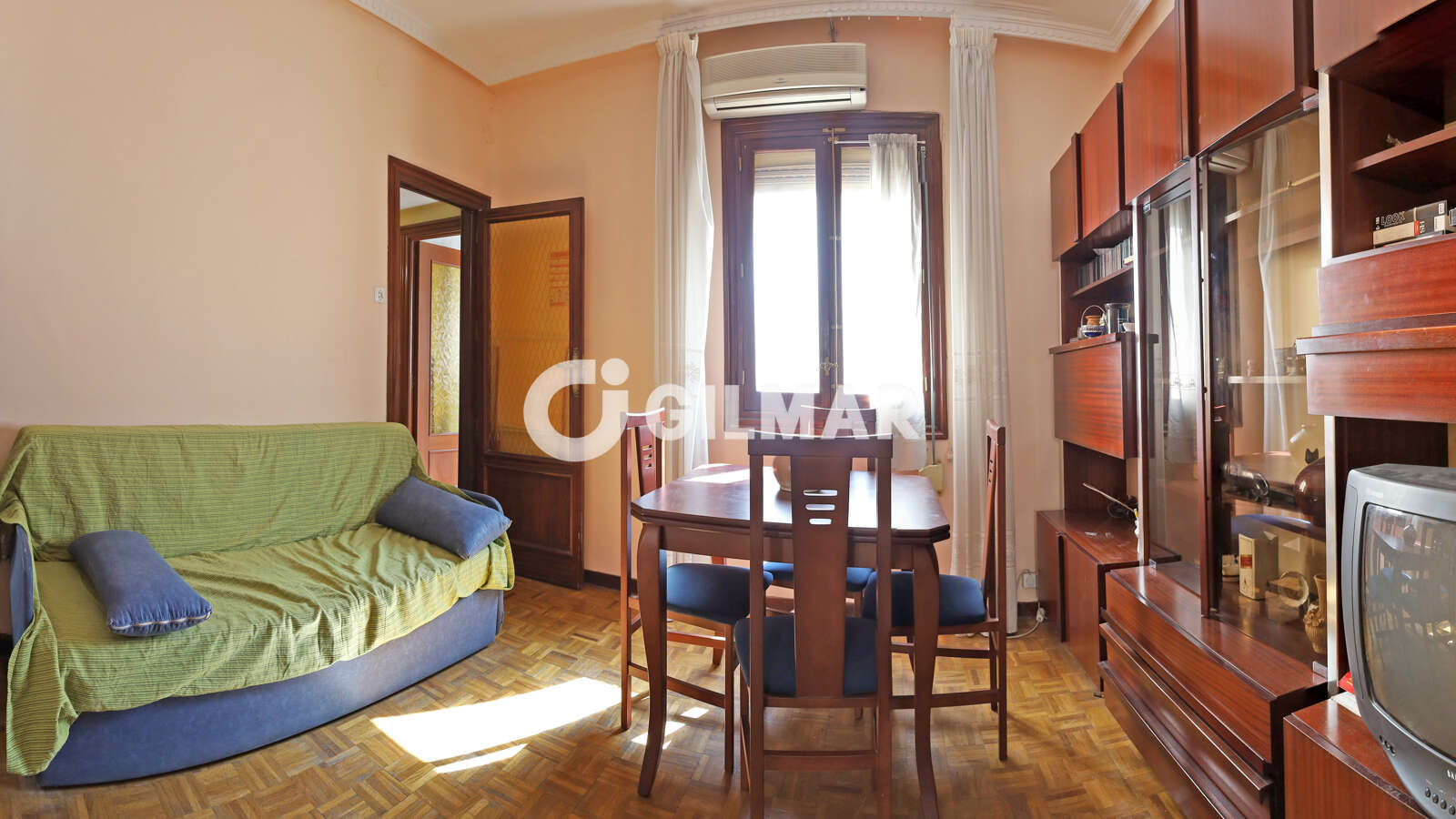 Property slider Gilmar