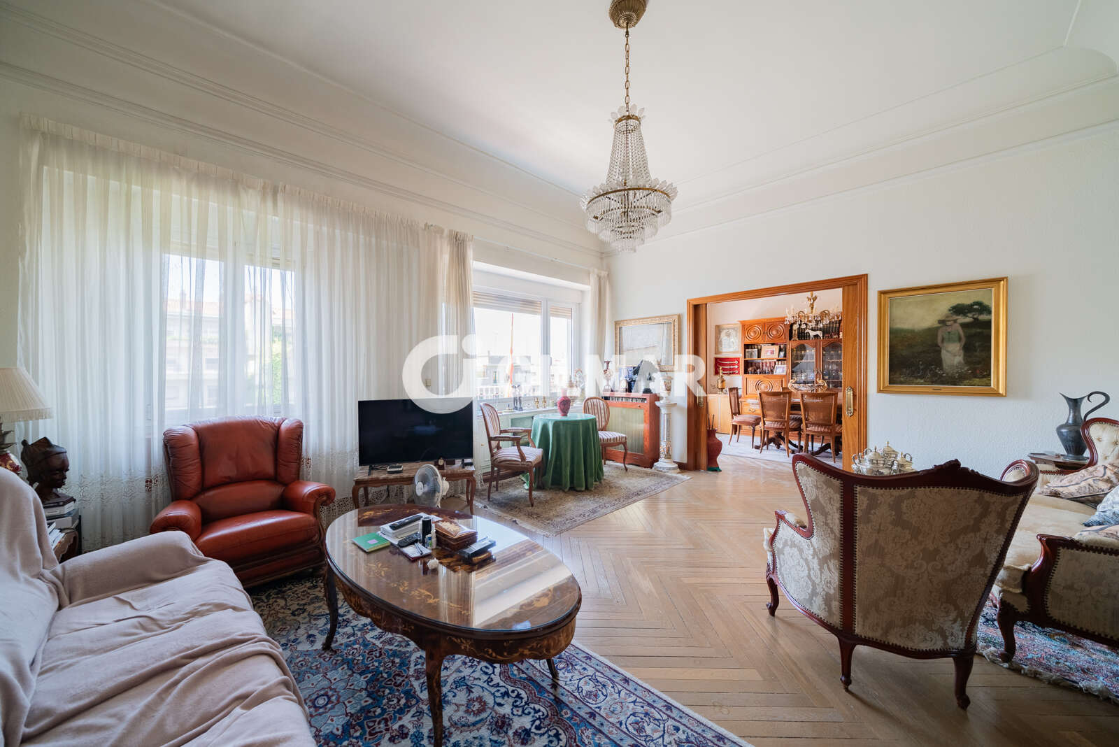 Property slider Gilmar