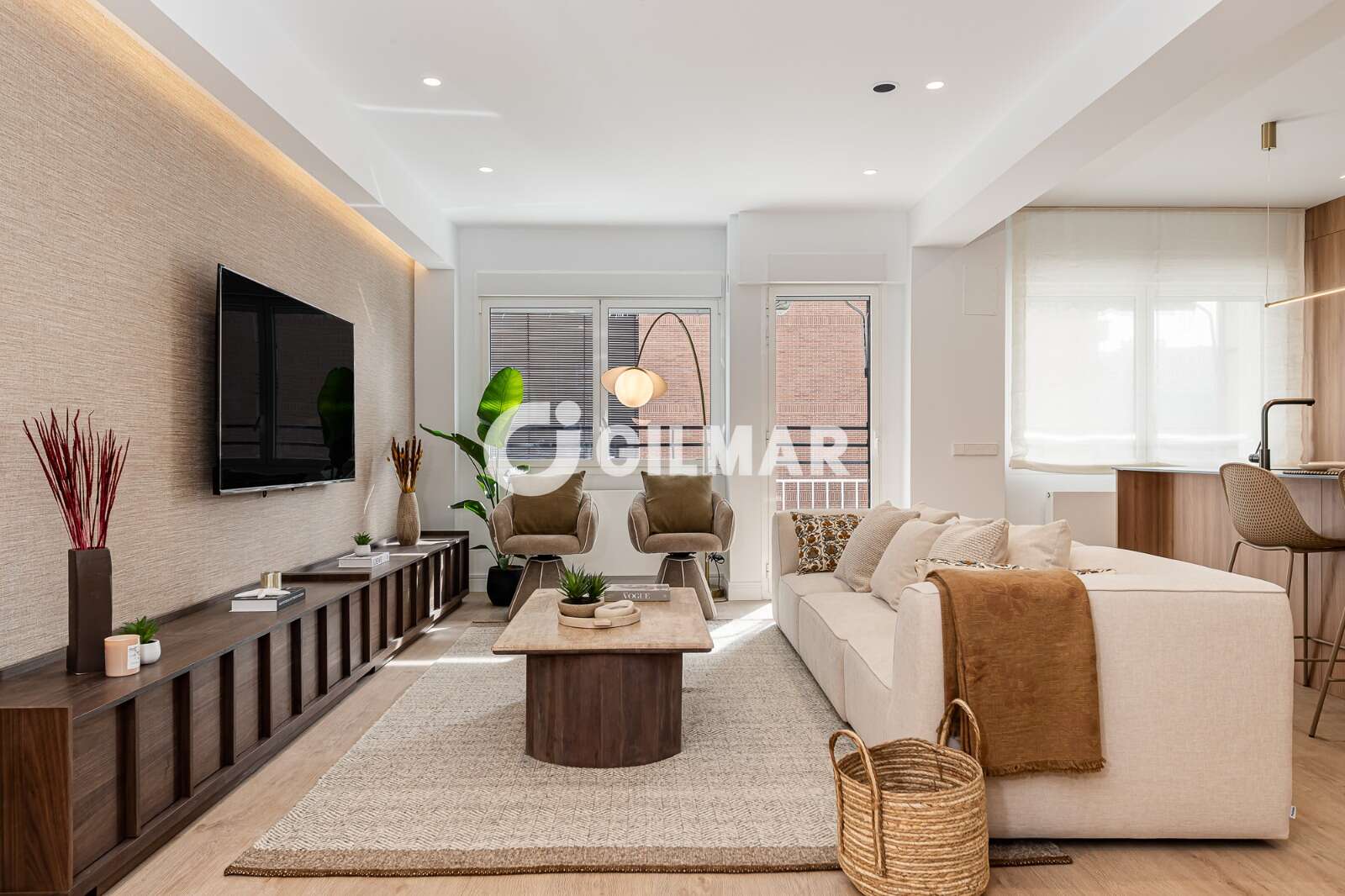 Property slider Gilmar