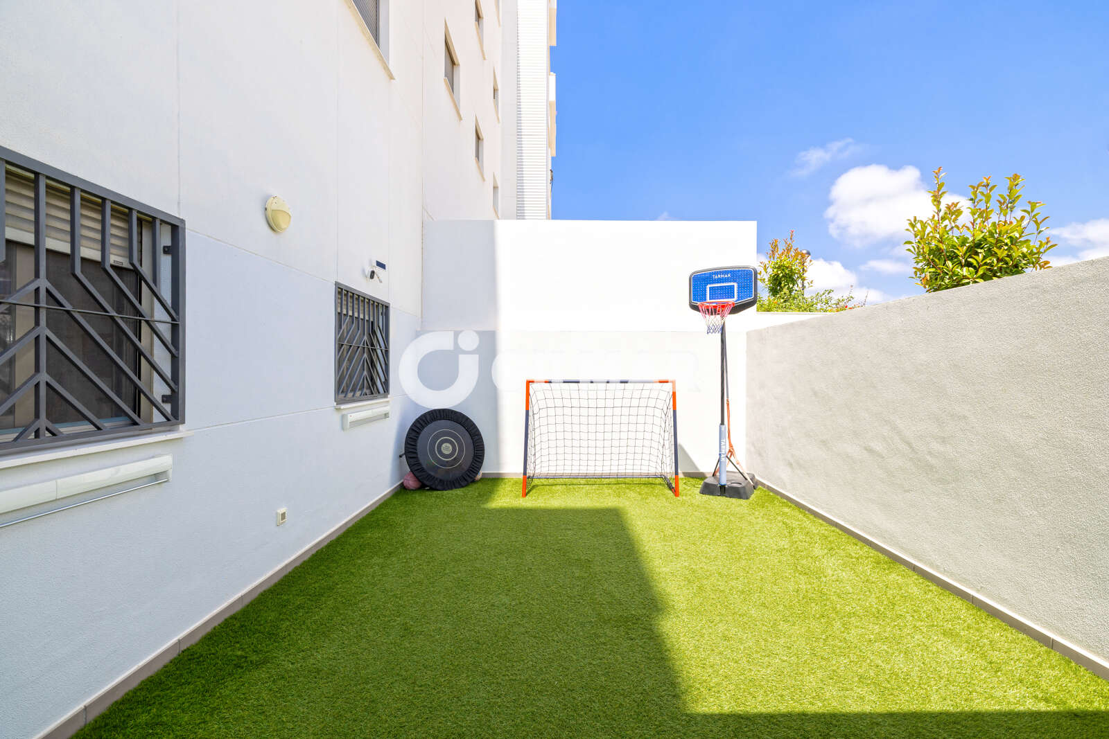 Property slider Gilmar