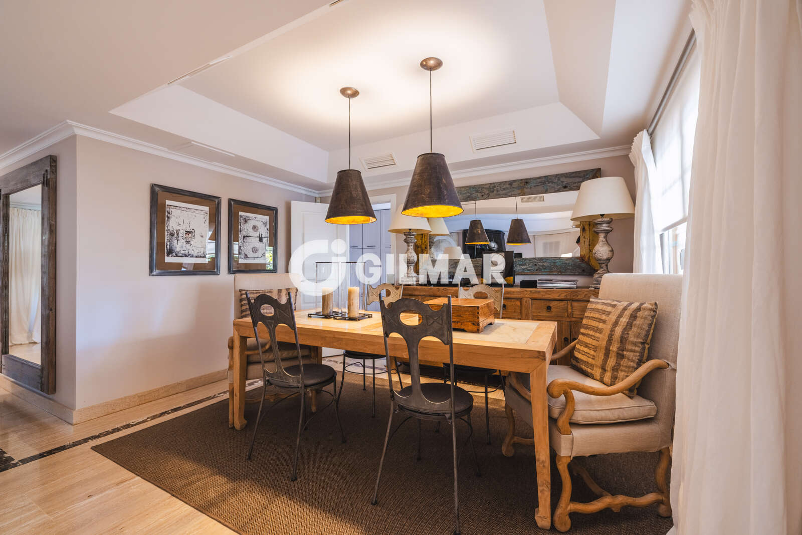 Property slider Gilmar