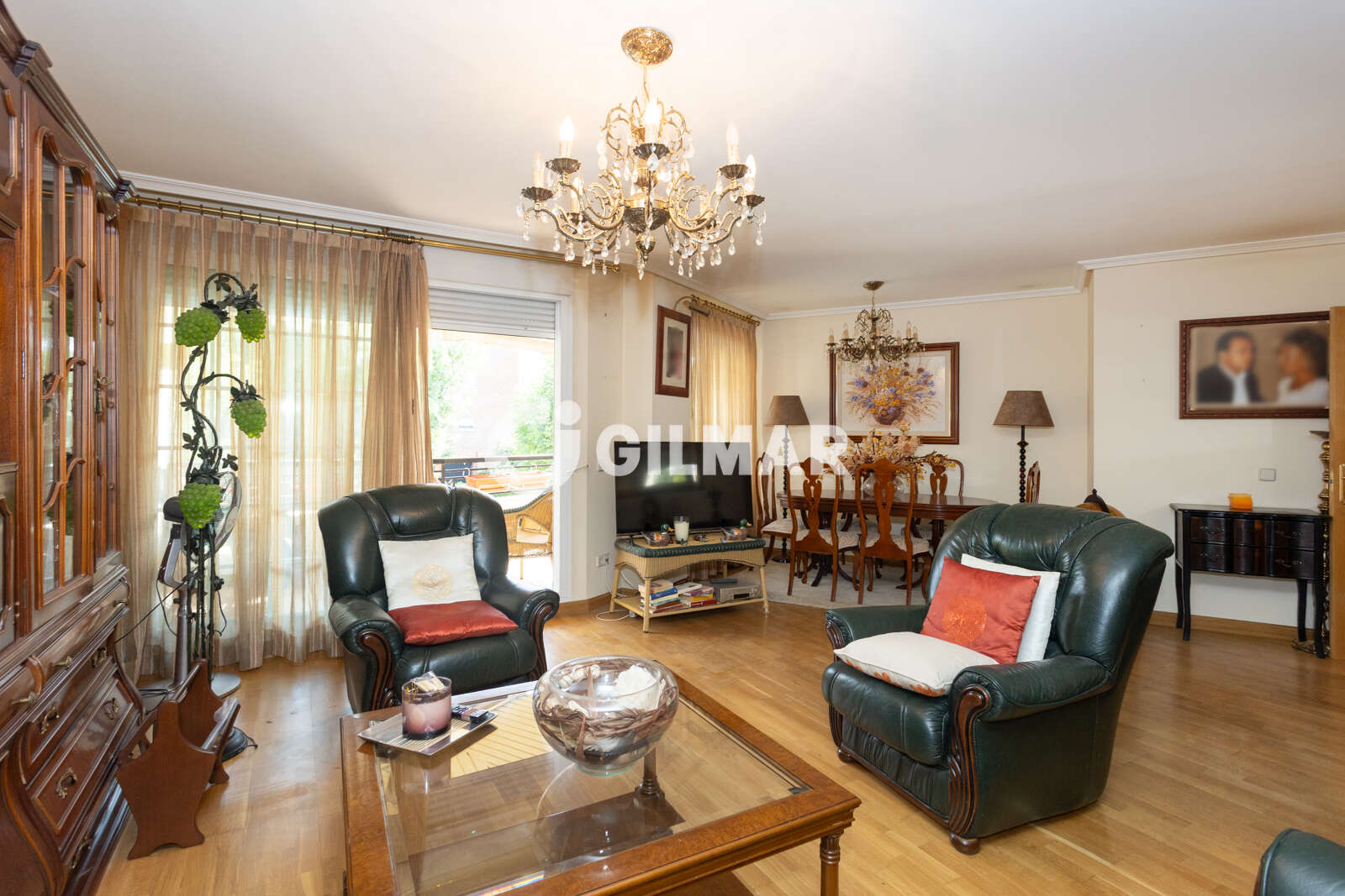 Property slider Gilmar