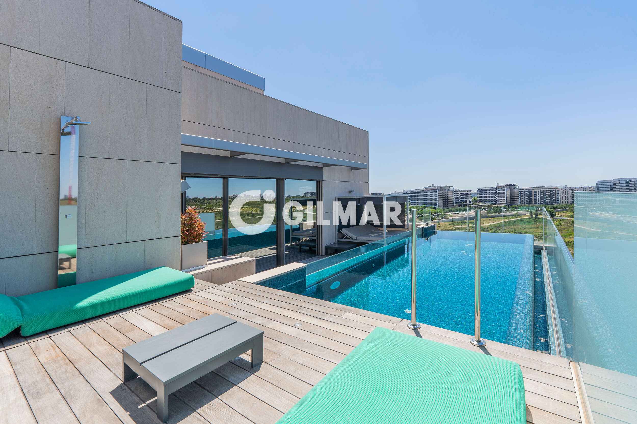Chalet · 483 m² · 5 dorm