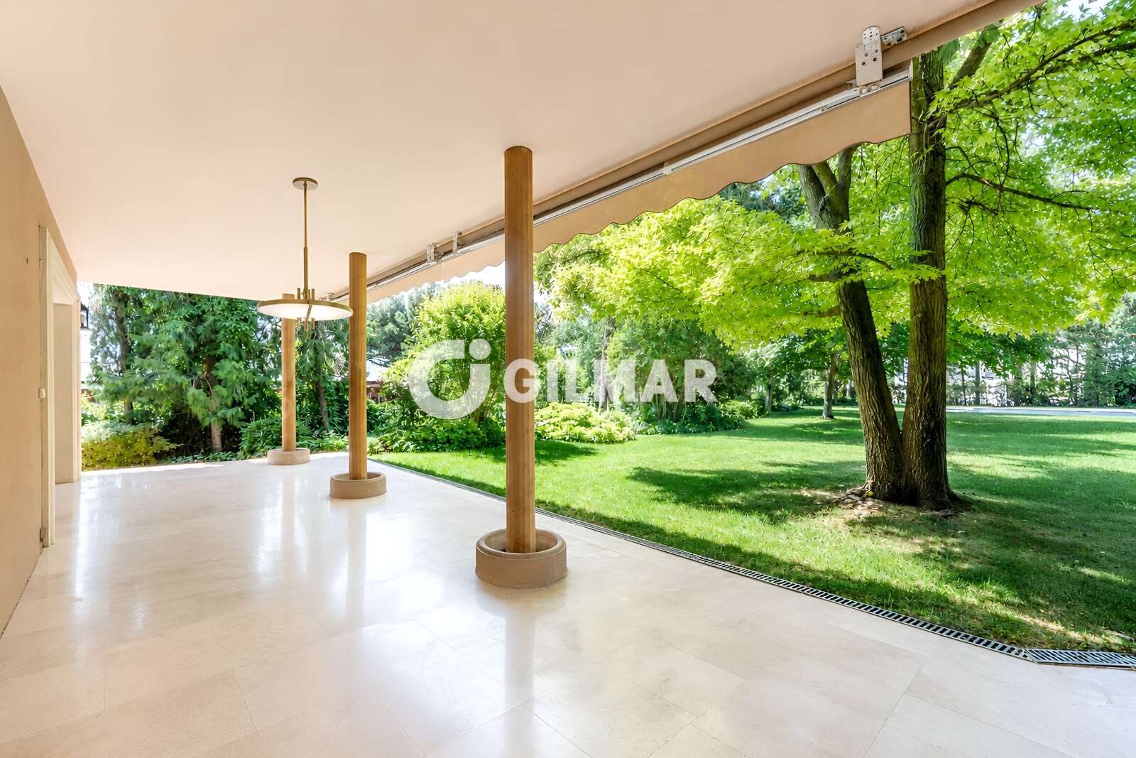 Property slider Gilmar