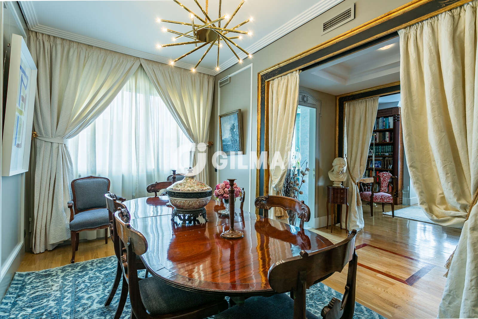 Property slider Gilmar