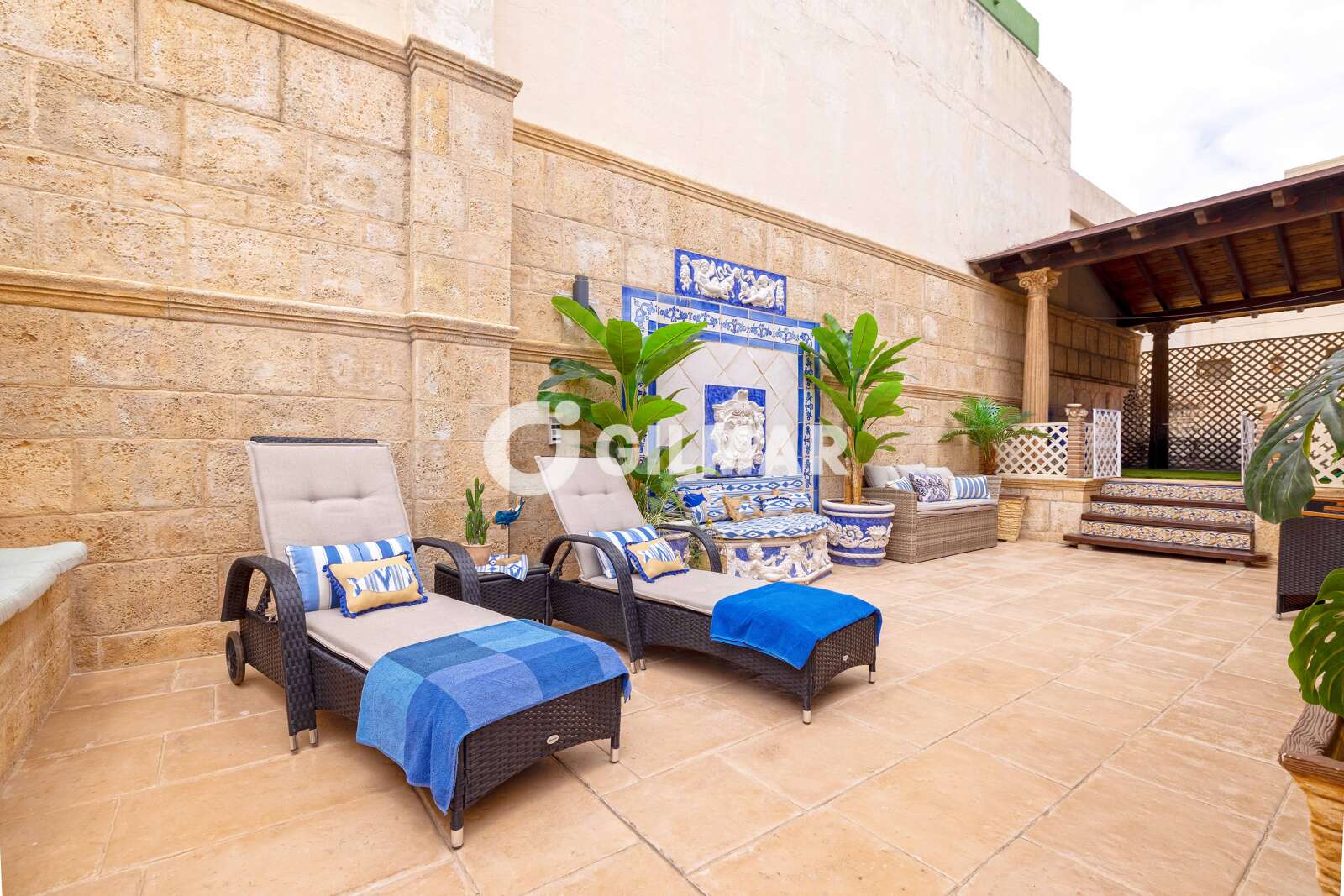 Property slider Gilmar