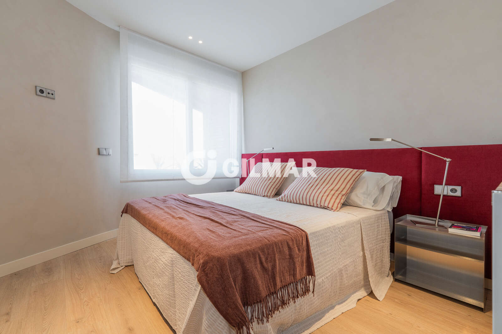 Property slider Gilmar
