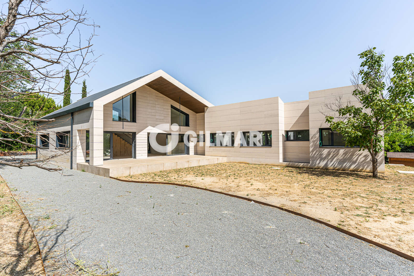 Property slider Gilmar