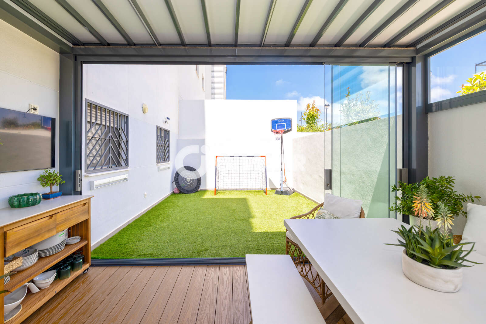 Property slider Gilmar
