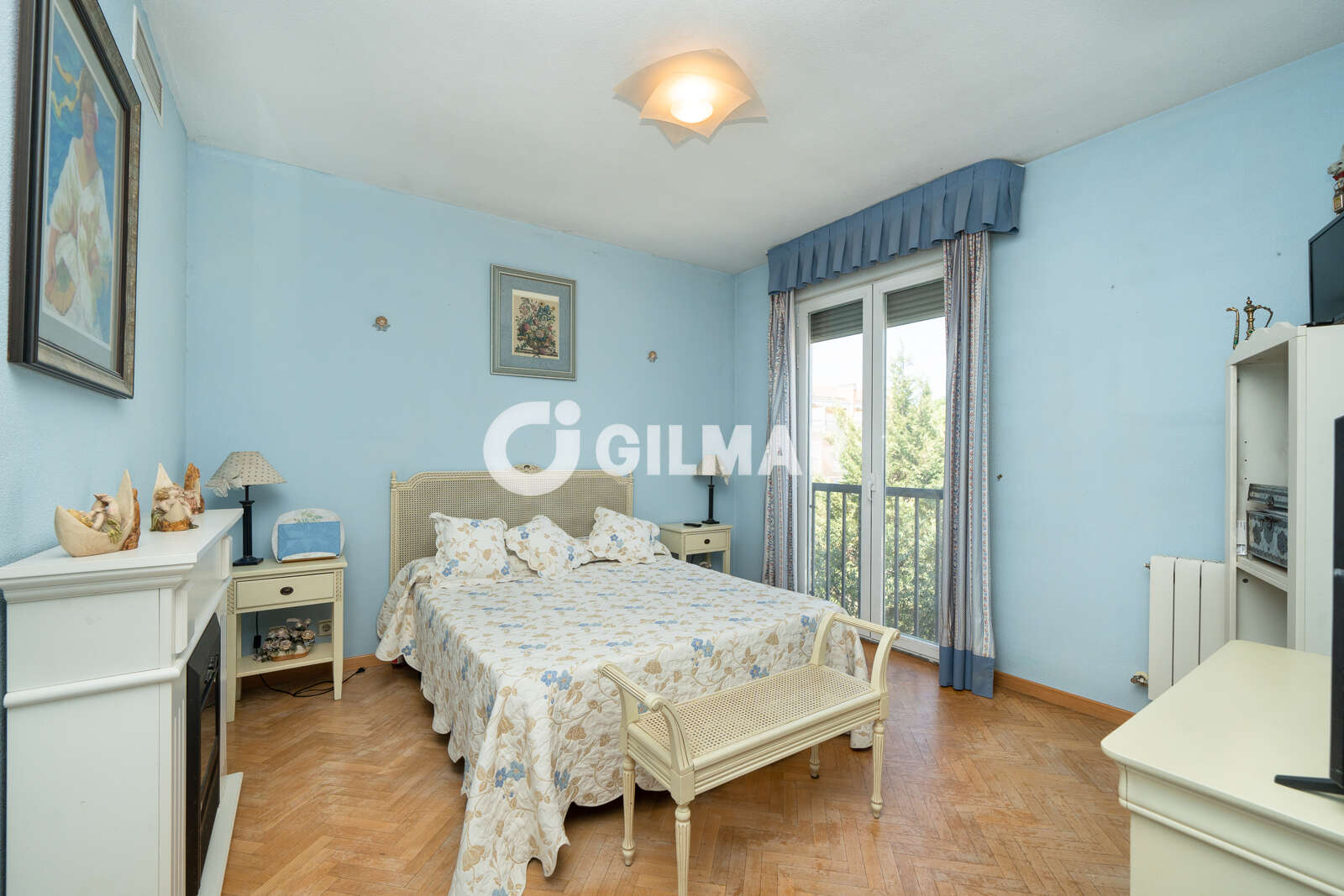 Property slider Gilmar