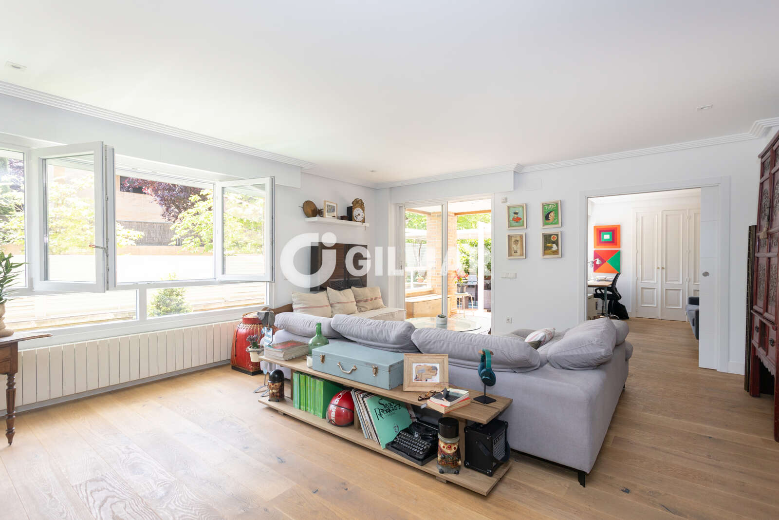 Property slider Gilmar