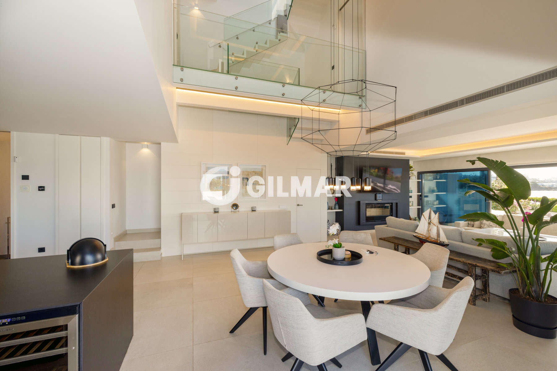 Photo of Semi-detached house