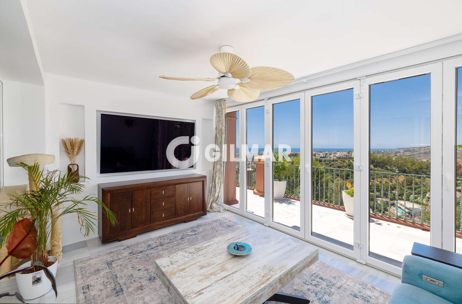 Property slider Gilmar